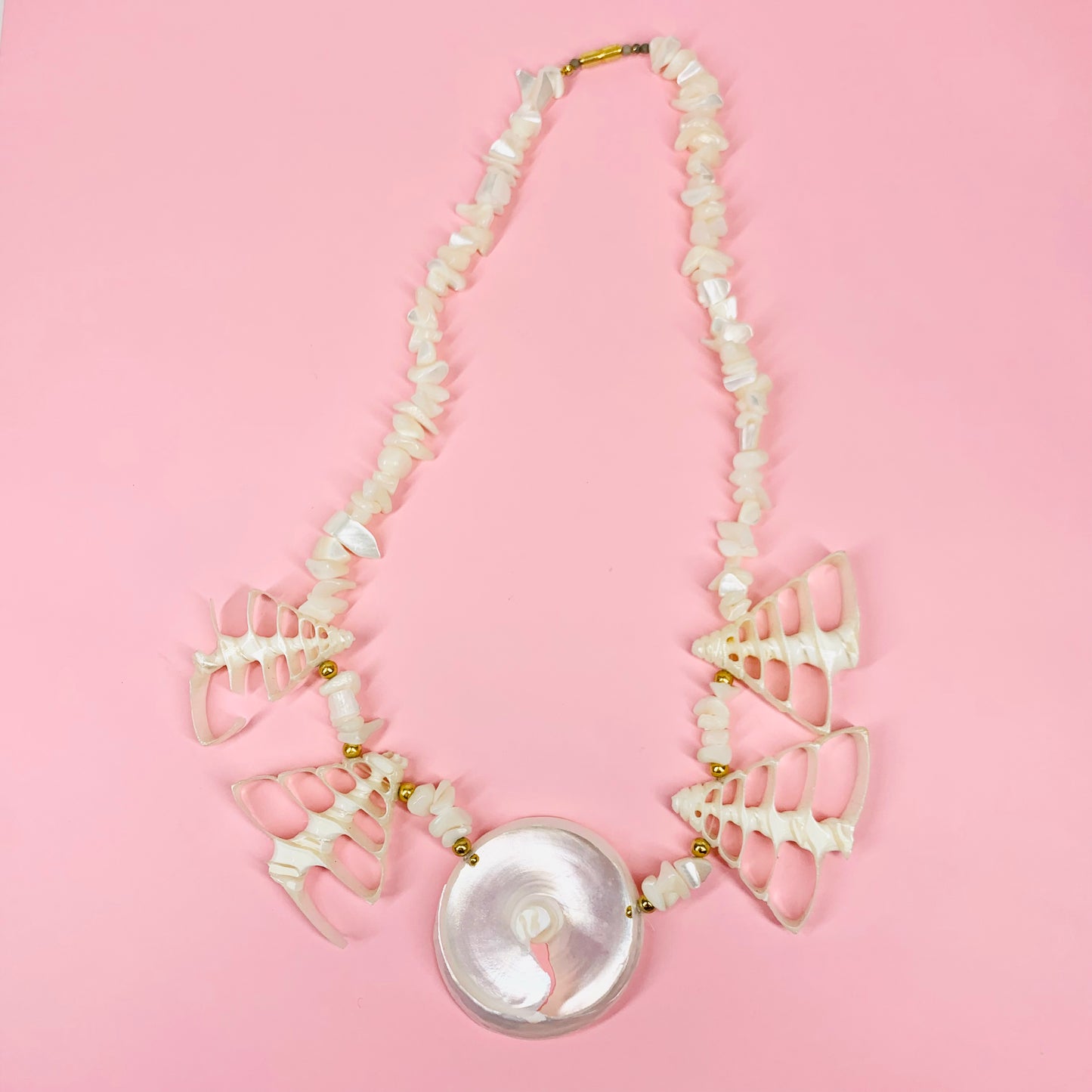 Large 1950s natural hand made sea shell statement necklace