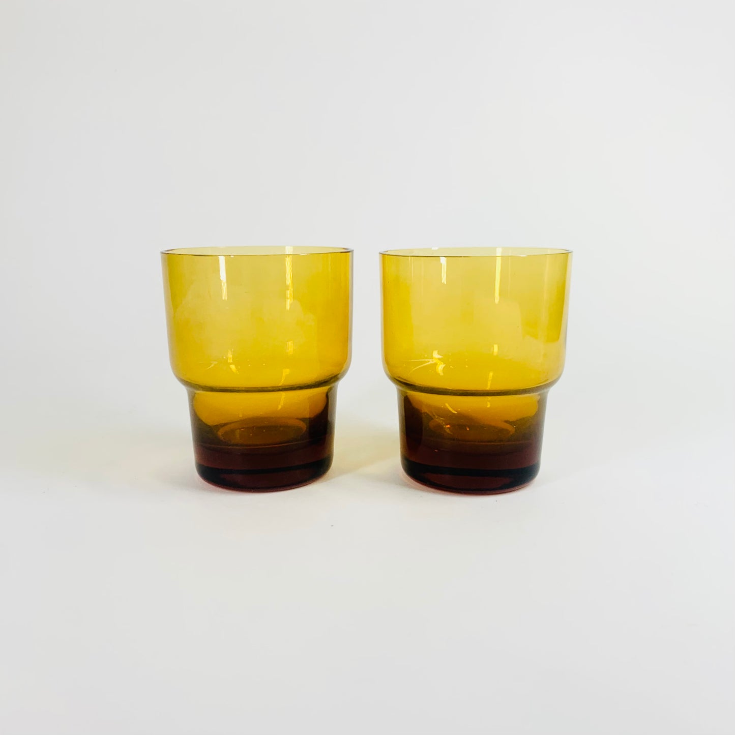 MCM stackable amber tumblers