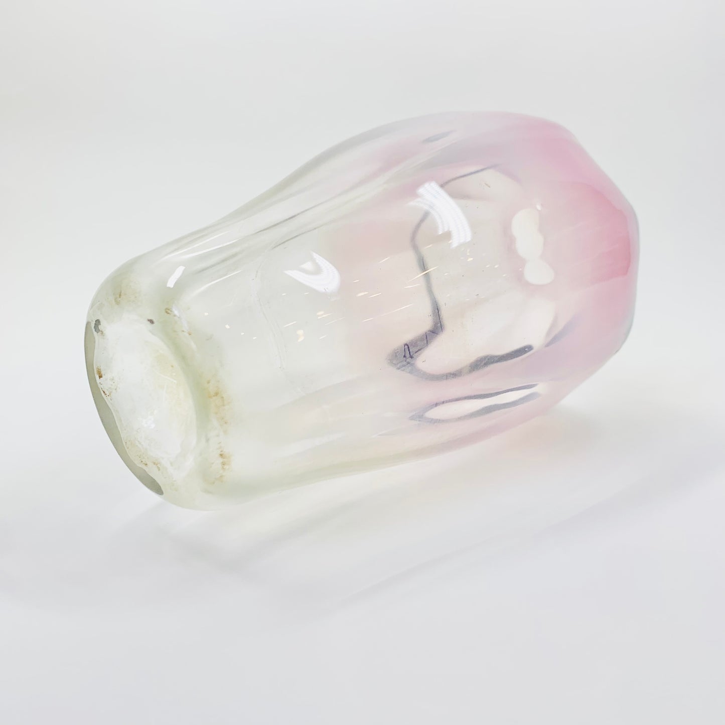 1980s Australian mouth blown ink pink art glass vase