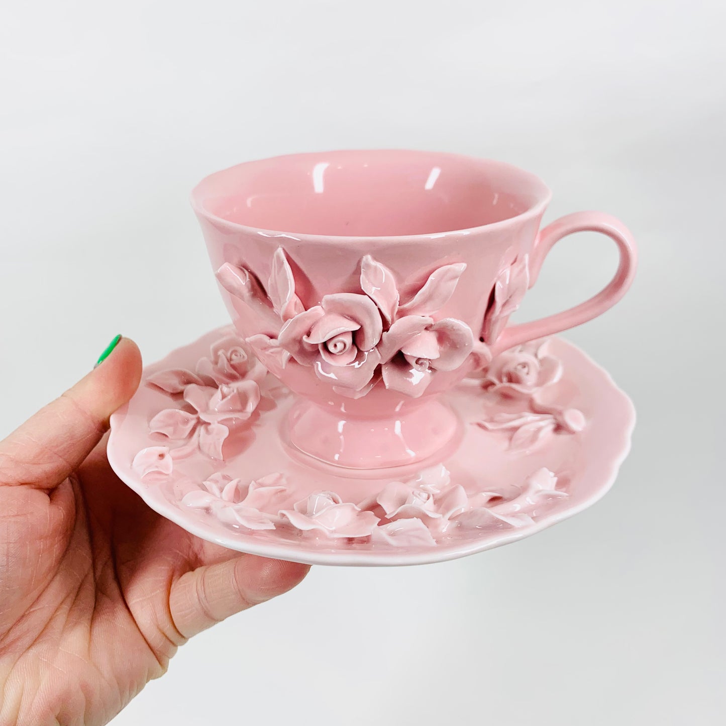 Rare vintage Robert Gordon rambling rose porcelain tea cup and matching saucer