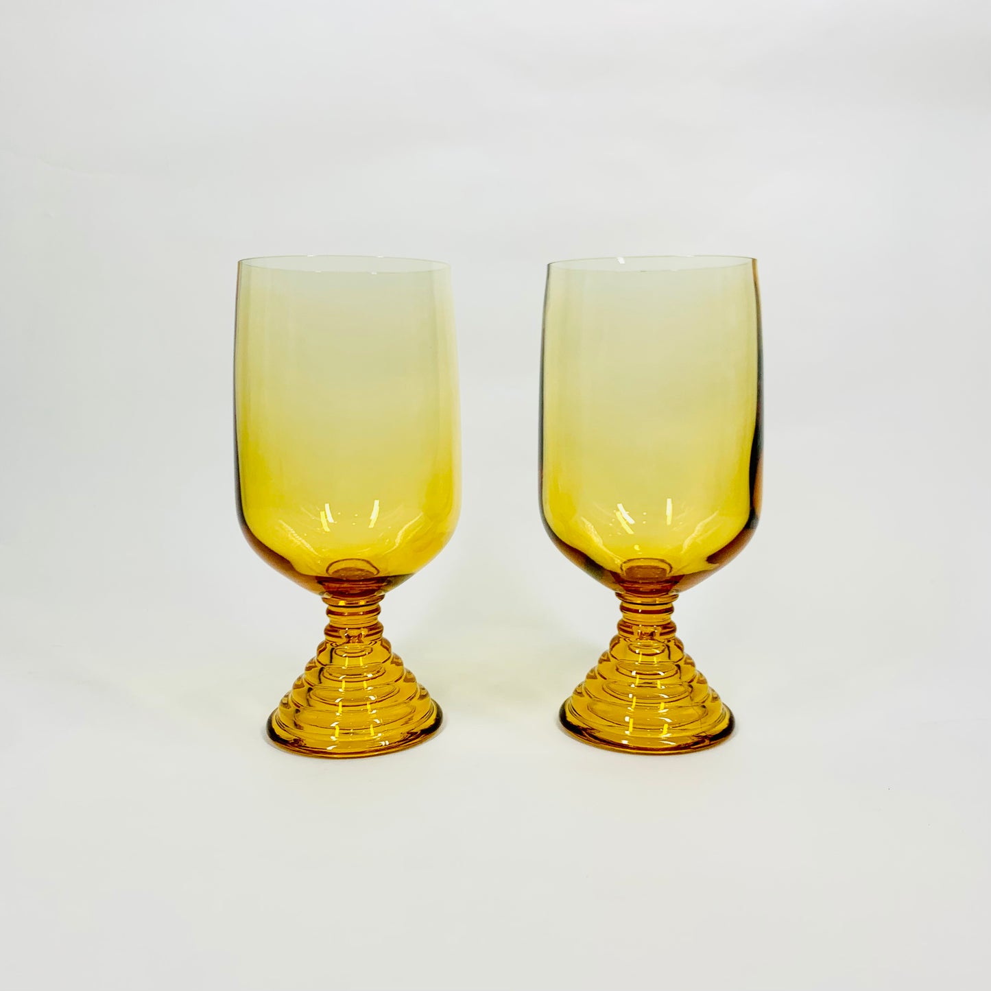 Rare MCM Japanese Soga amber Chum stem wine glasses
