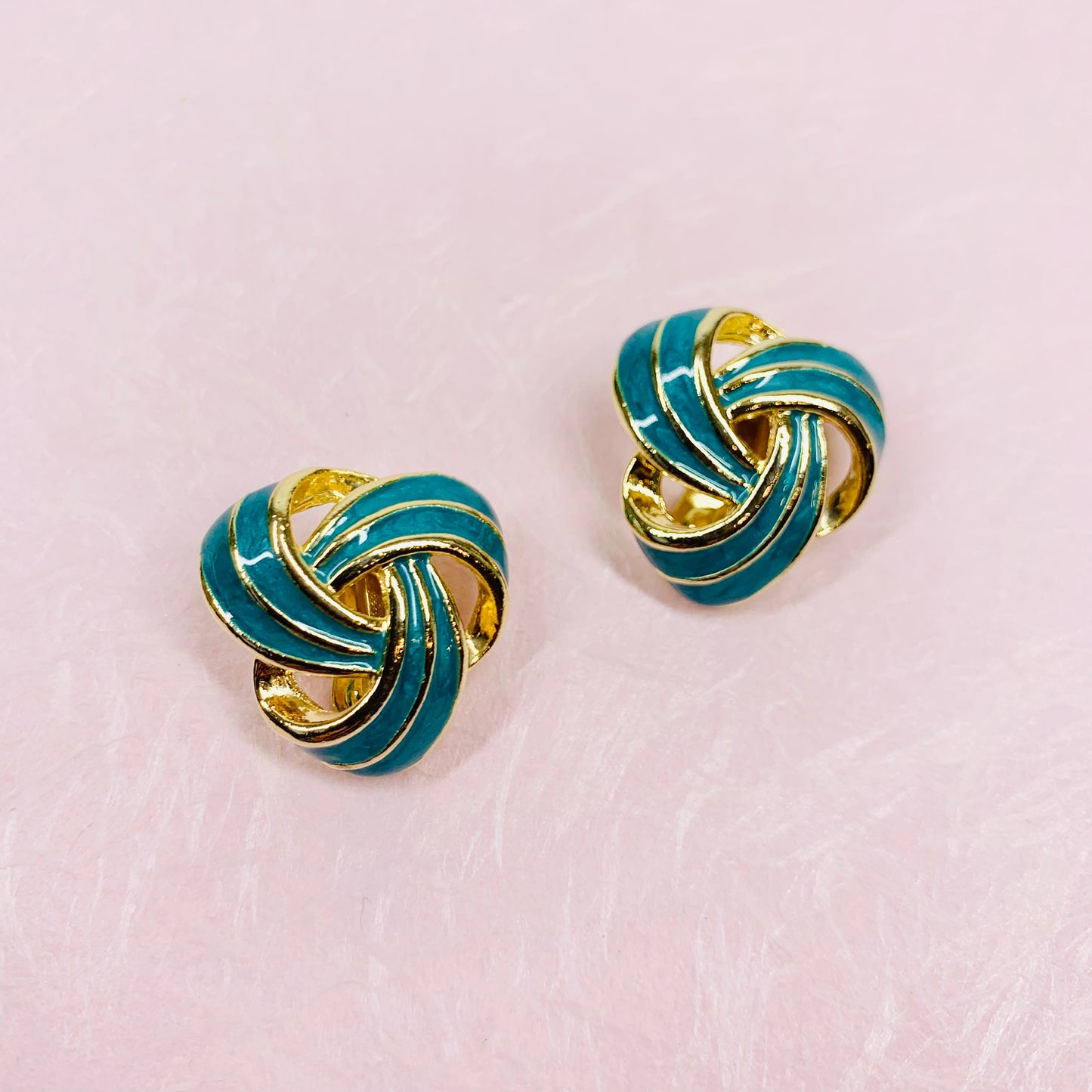 1980s Trifari gold plated turquoise enamel knot button stud earrings