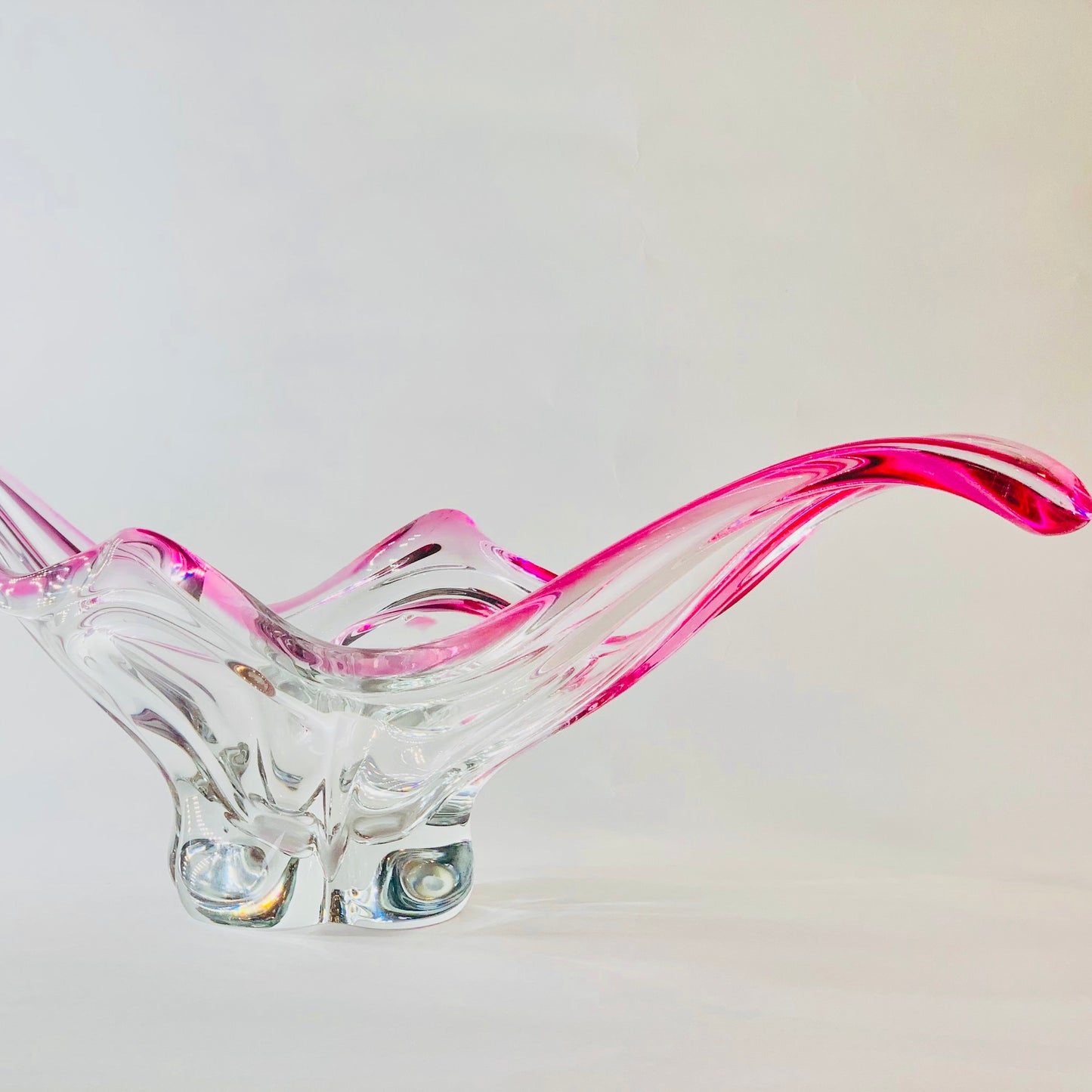 Rare Midcentury Murano glass centrepiece with pink rim