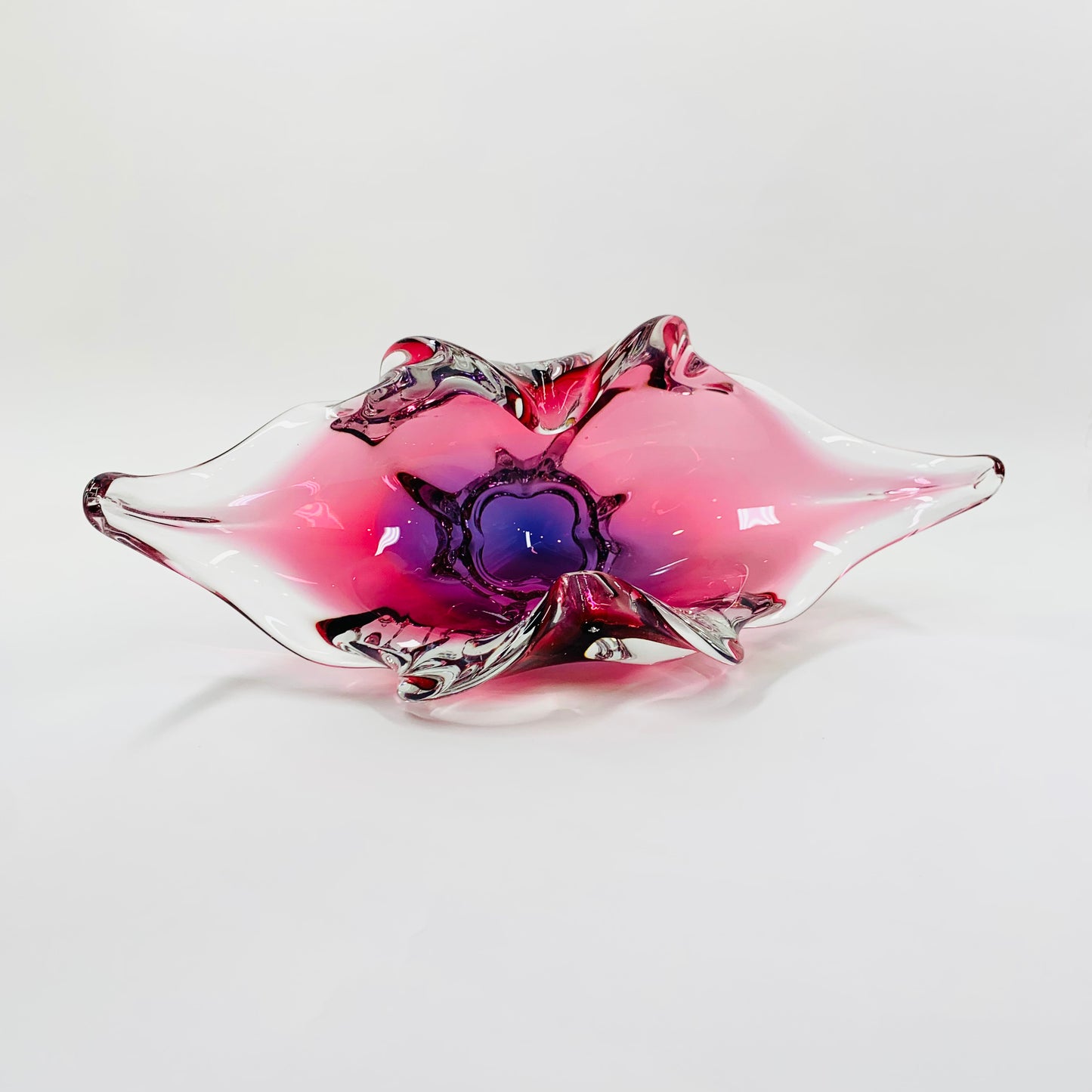 Extremely rare Midcentury  Czech Chribska Glassworks pink & purple sommerso glass Whiskers bowl by Josef Hospodka