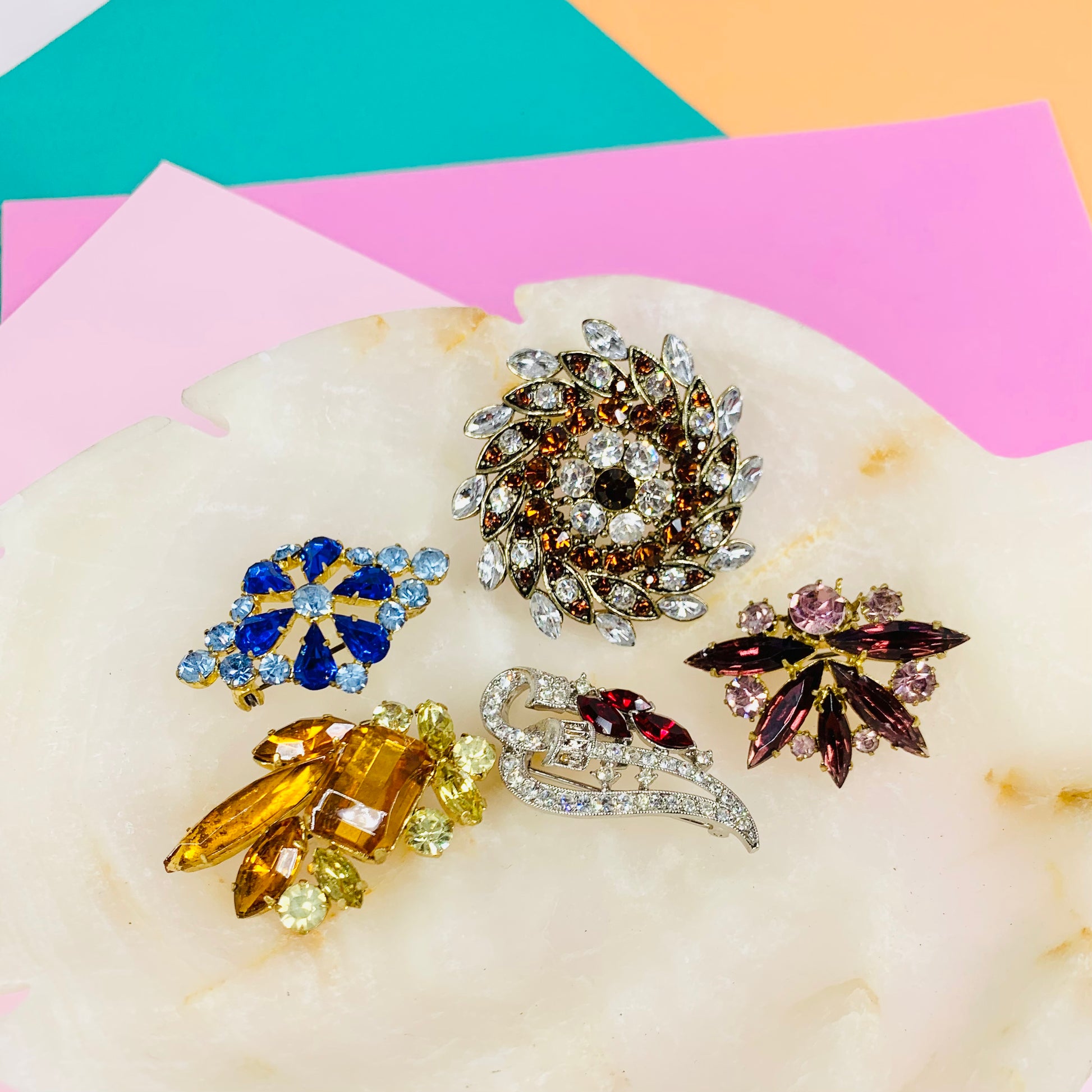 Extremely rare stunning 1940s brooch with citrine and amber glass