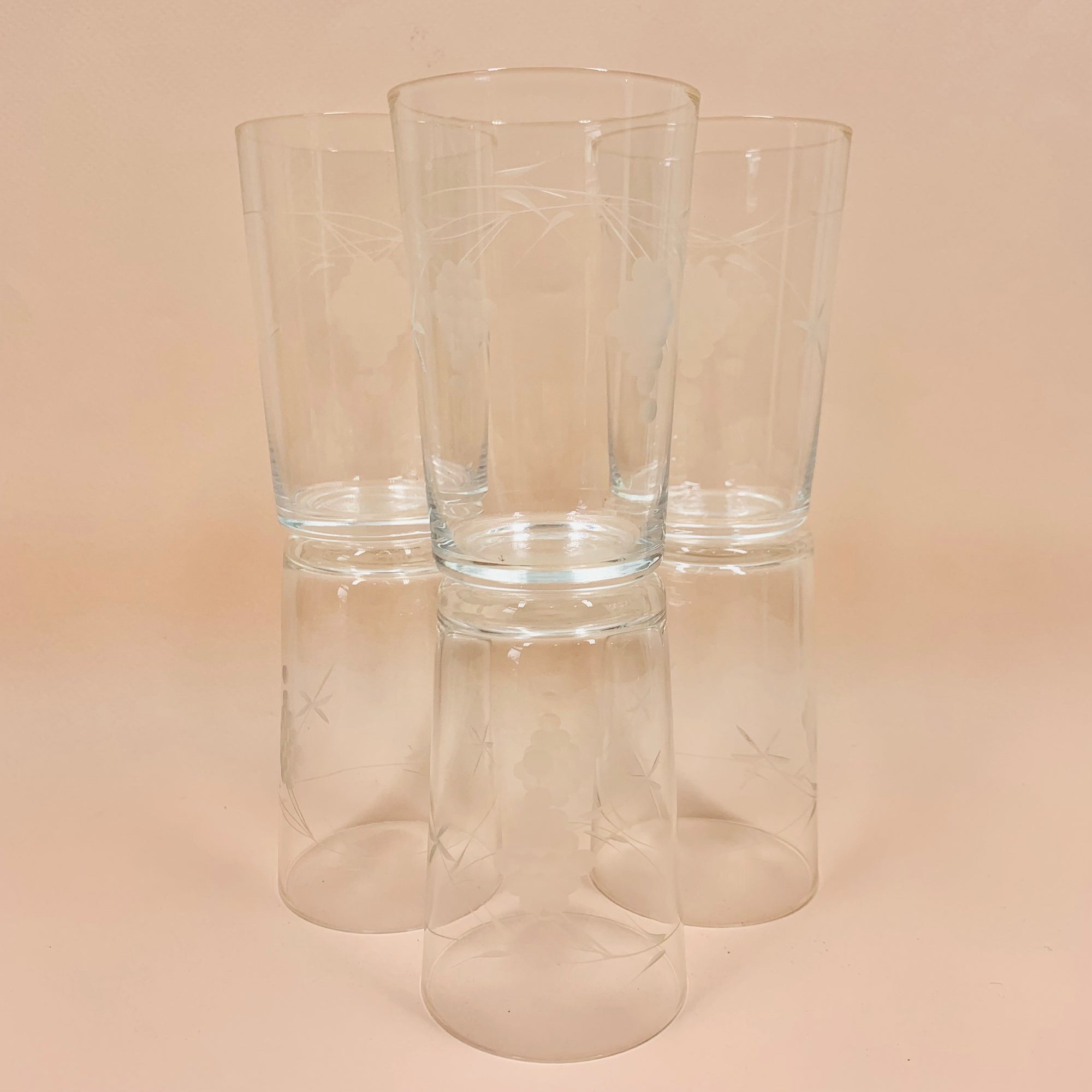 1940s hand etched vine pattern glass water tumblers