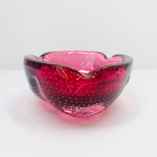 Stunning and rare MCM Murano pink glass ashtray/bon bon with controlled bubbles