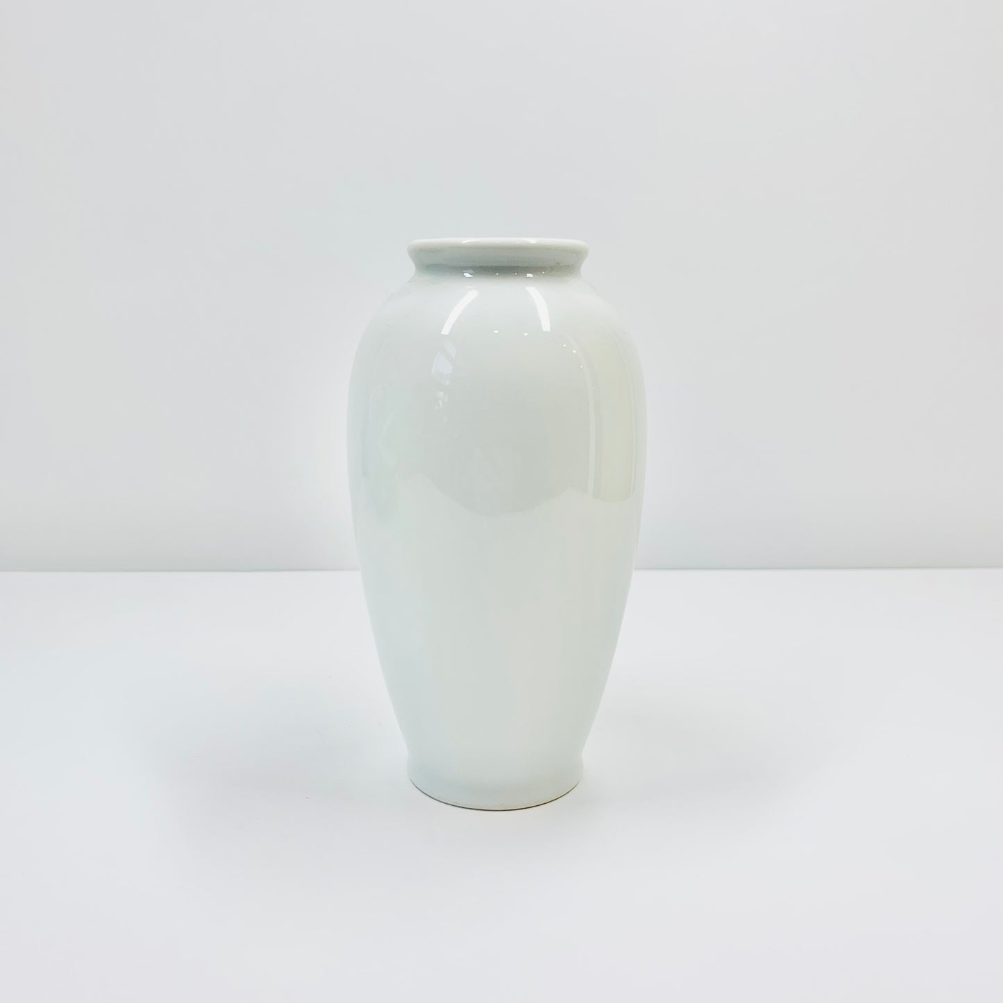Vintage Japanese porcelain vase