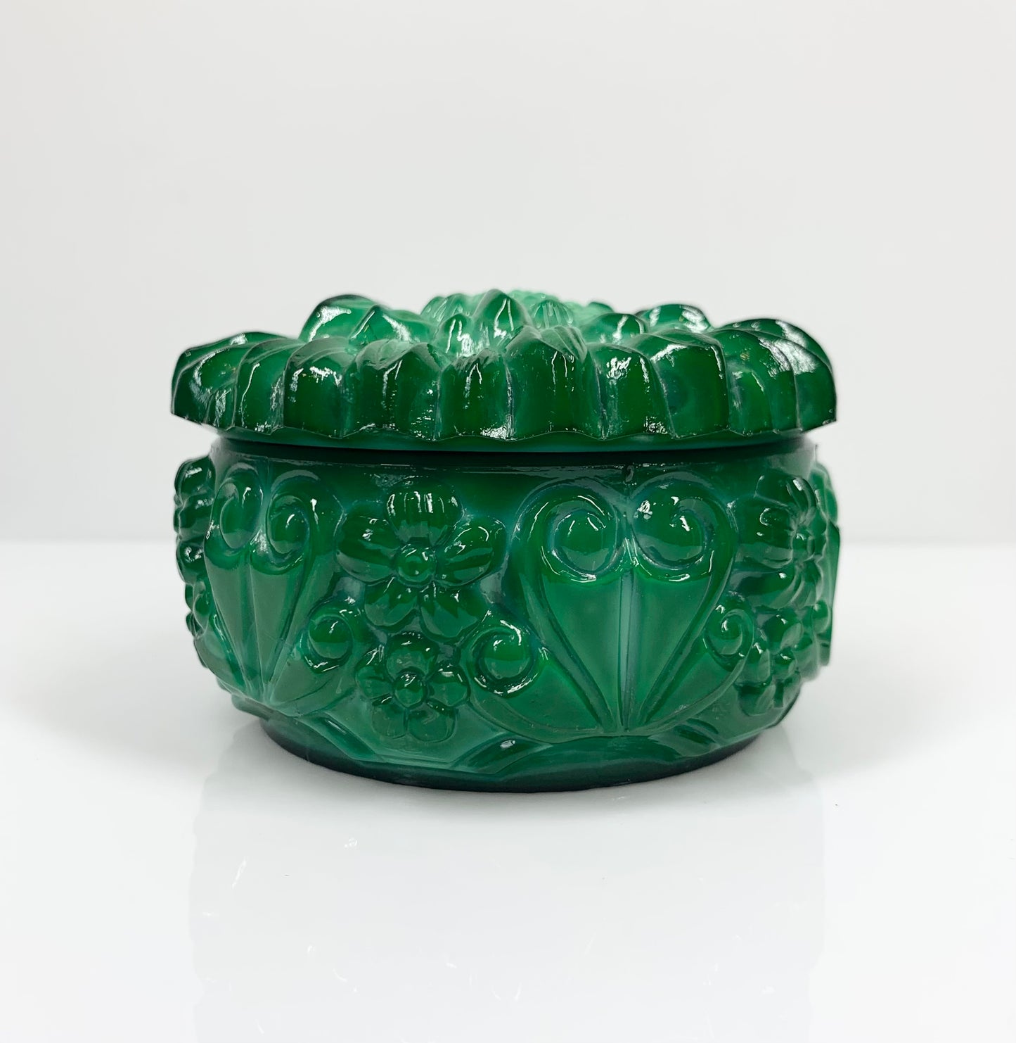Extremely rare antique Art Deco hand carved Bohemian malachite lidded box in sunflower pattern