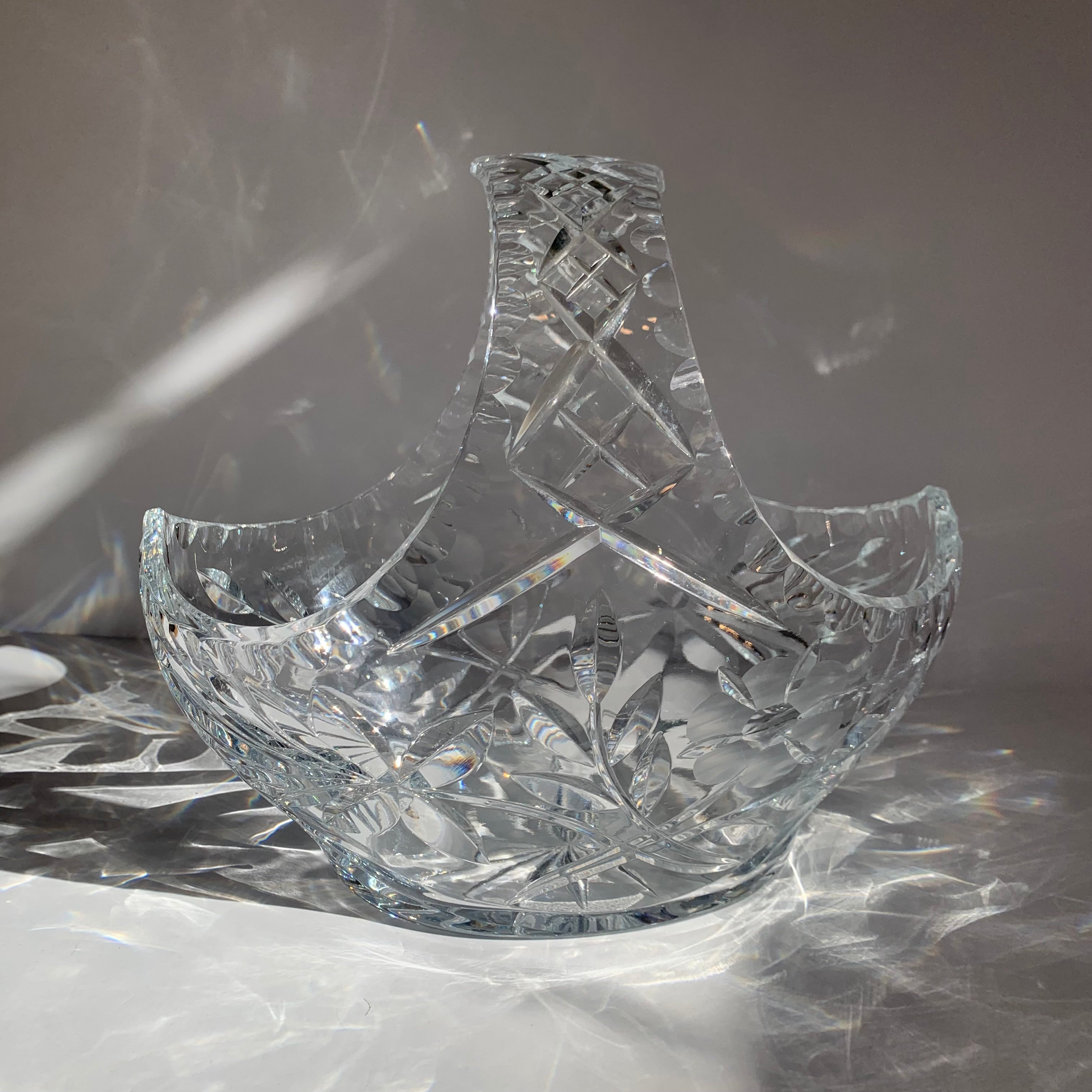 花瓶の一覧Bohemian crystal glass Antique Basket - 花瓶・フラワー