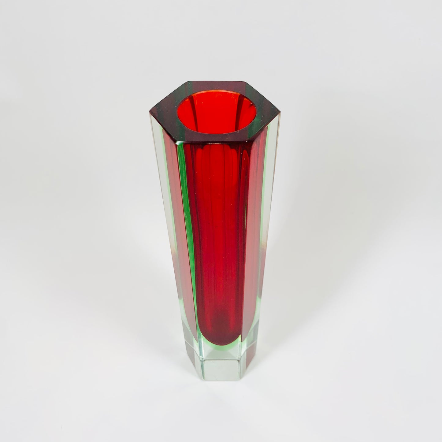 MCM red & green Murano sommerso hexagon tube glass vase by Mandruzatto