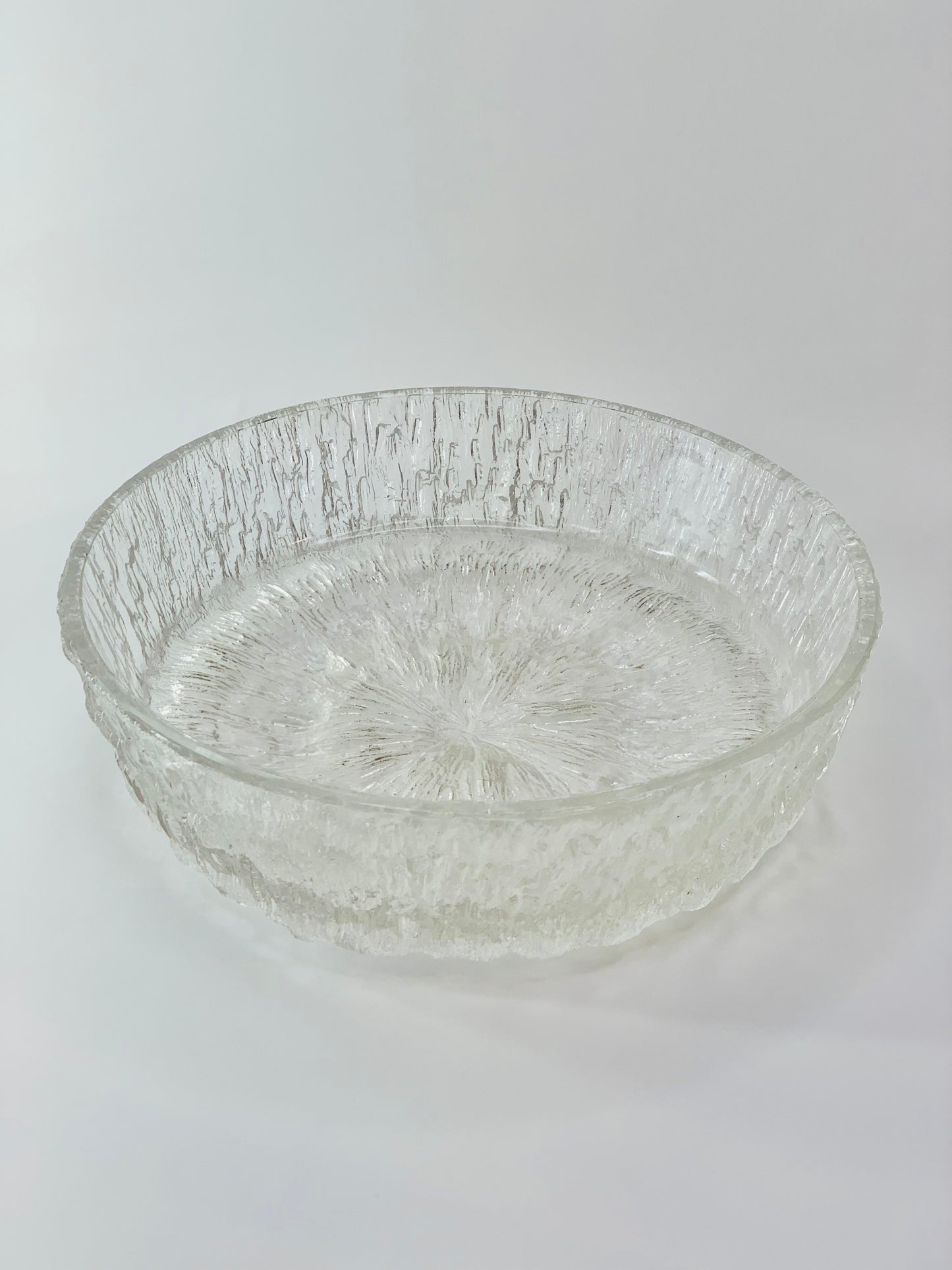Rare large MCM clear bark glass salad/fruit bowl