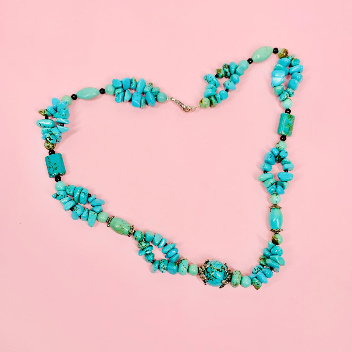 Antique natural turquoise beads necklace