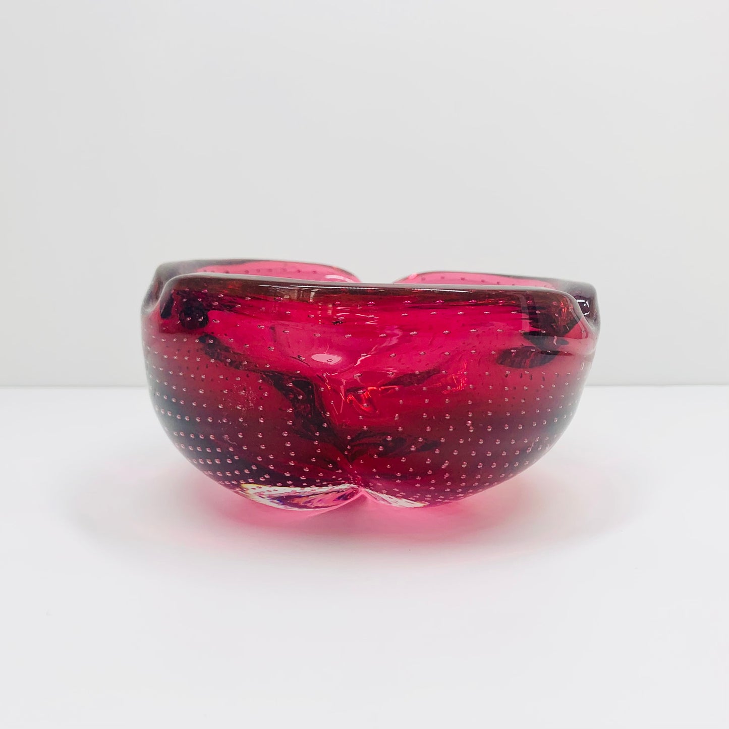 Stunning and rare MCM Murano pink glass ashtray/bon bon with controlled bubbles
