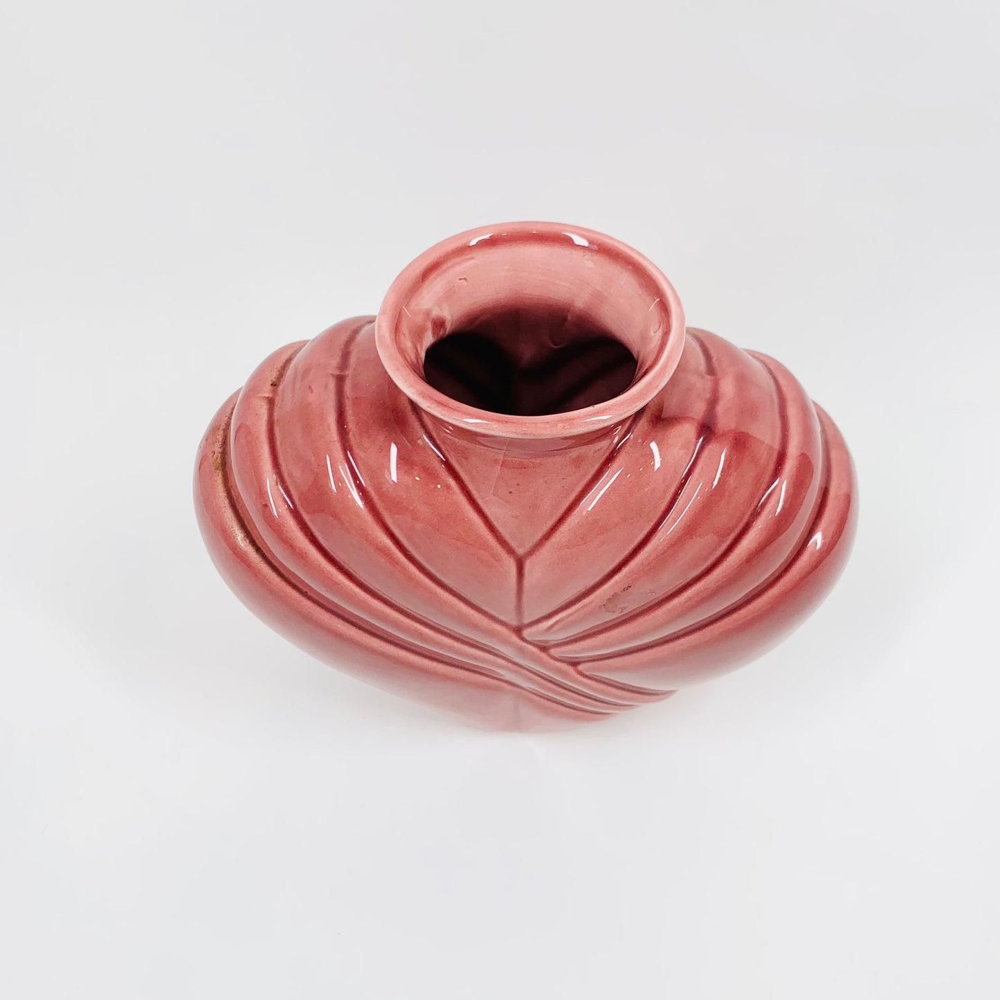 Hand painted glazed 1980s heart shape pink porcelain vase