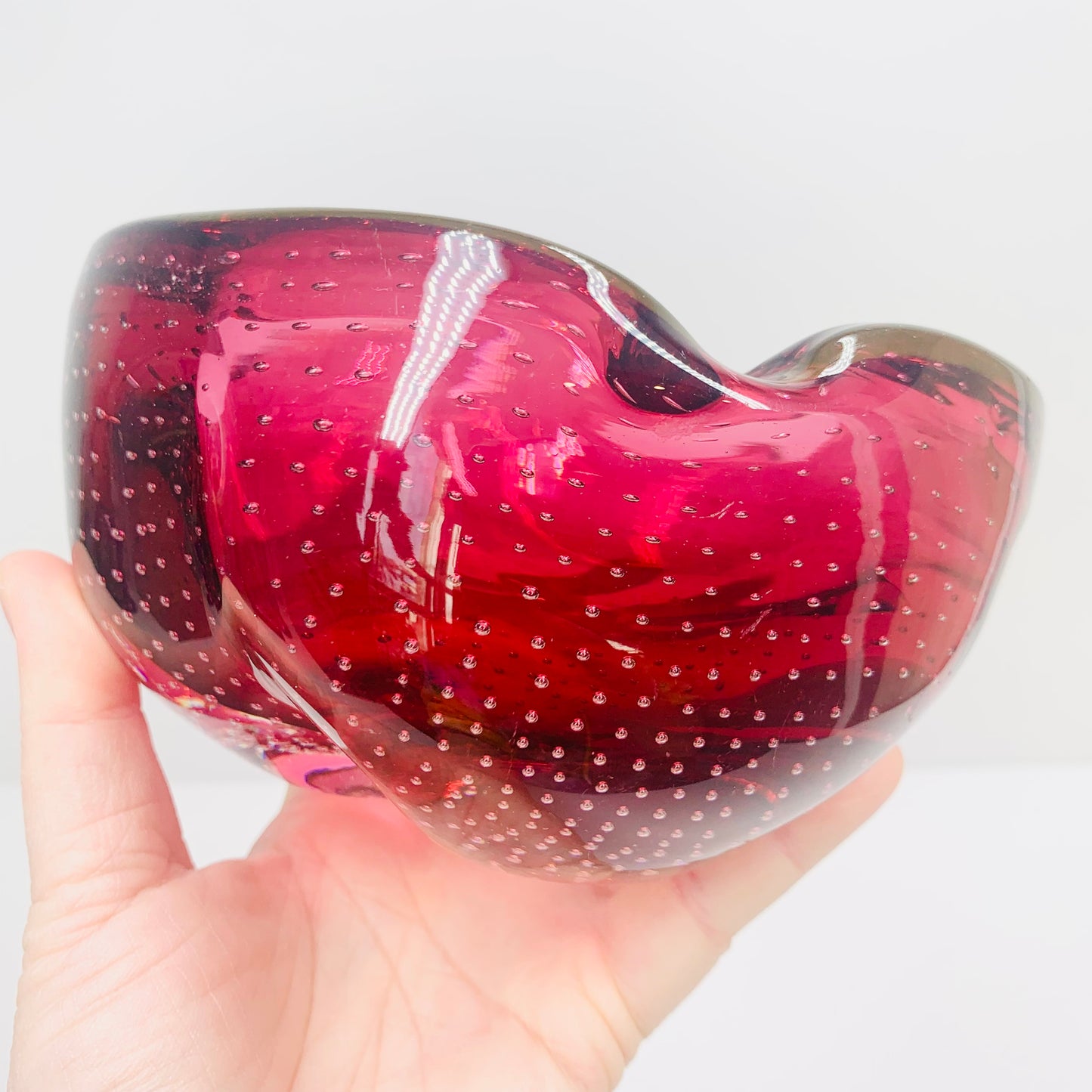 Stunning and rare MCM Murano pink glass ashtray/bon bon with controlled bubbles