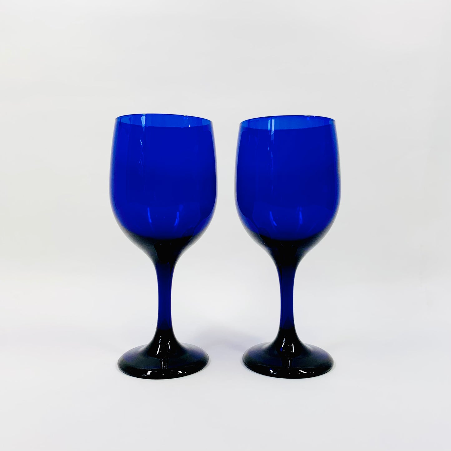 BLUE LIBBEY WINE GLASSES