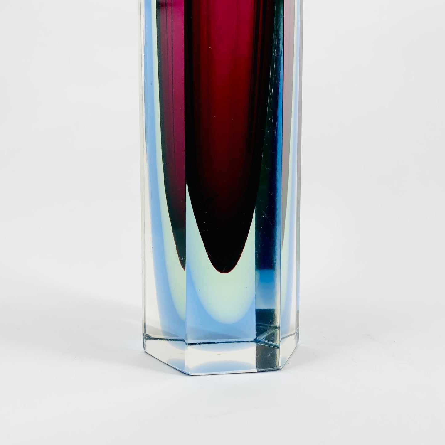 MCM tri-colour cranberry, blue & yellow Murano sommerso hexagon tube glass vase by Mandruzatto