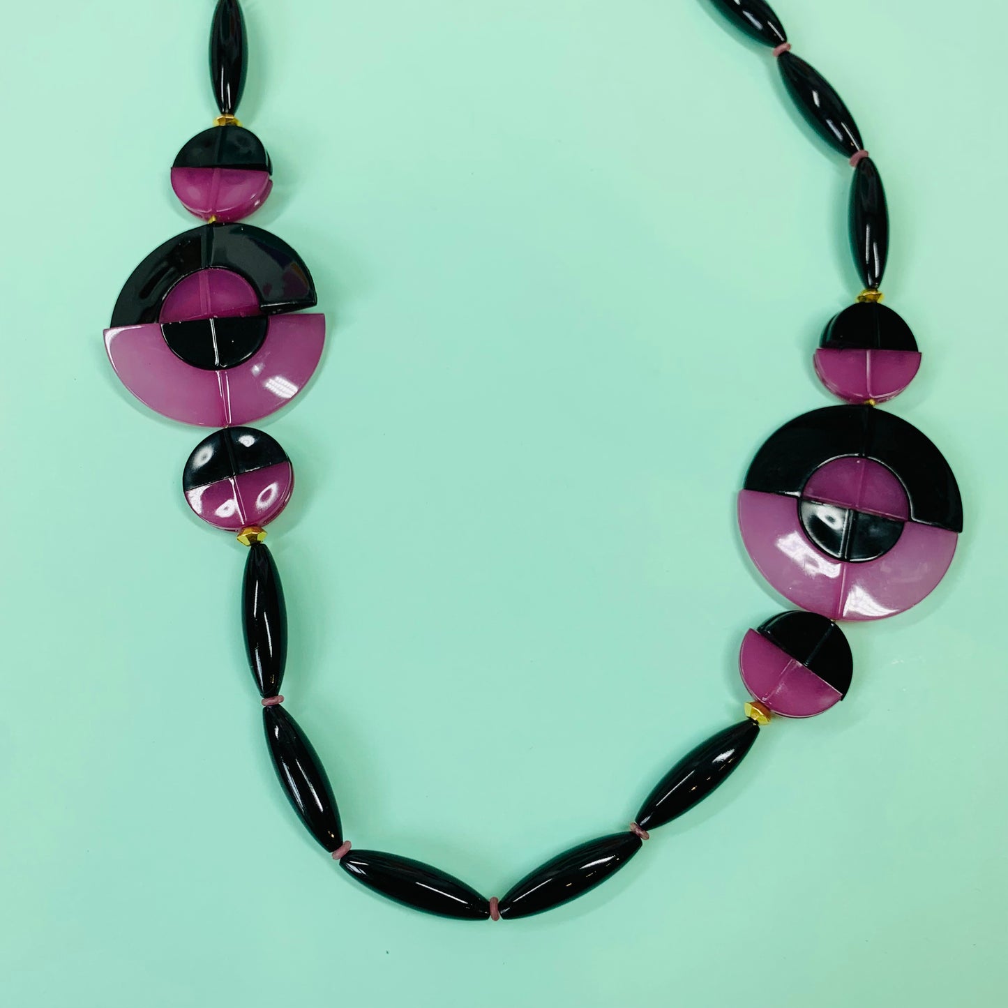 Rare groovy 1970s purple and black beaded necklace