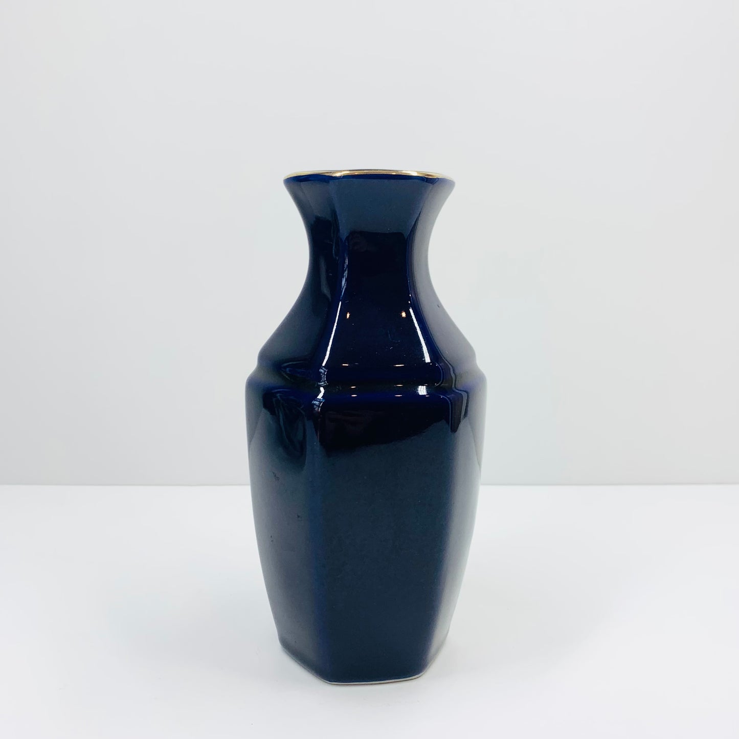 Vintage Japanese Kutani black porcelain vase