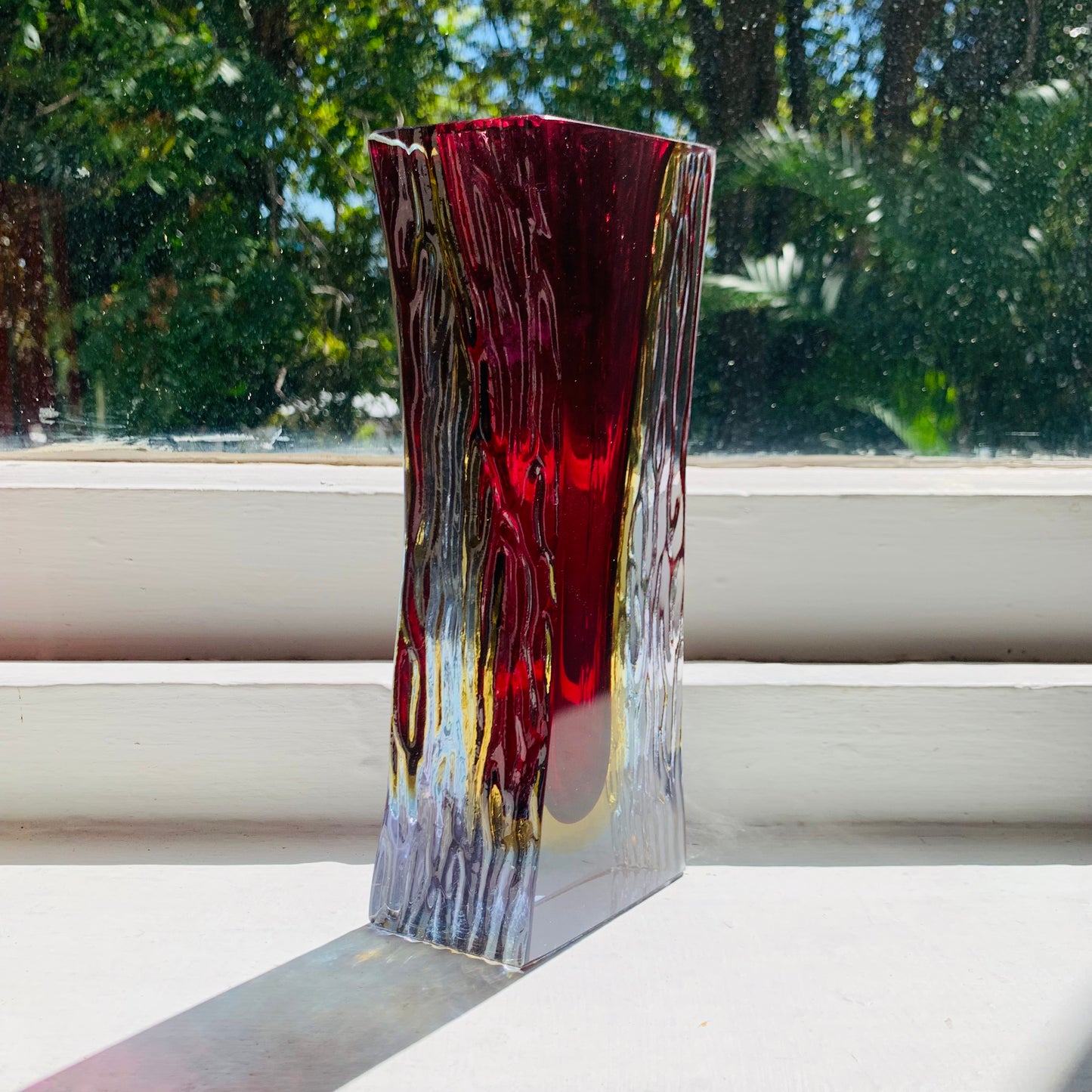 Extremely rare large MCM amethyst & gold textured Murano sommerso trapezoid glass vase by Mandruzzato