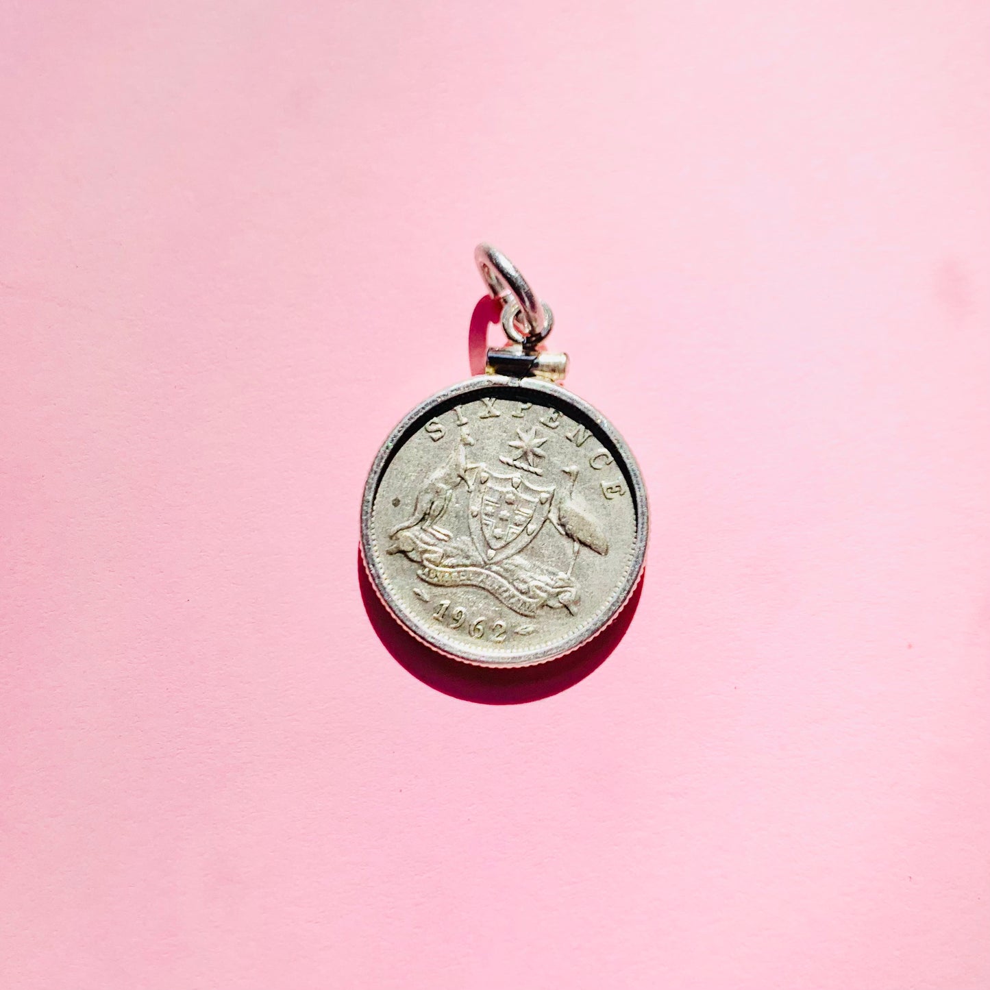 Coin pendant necklace