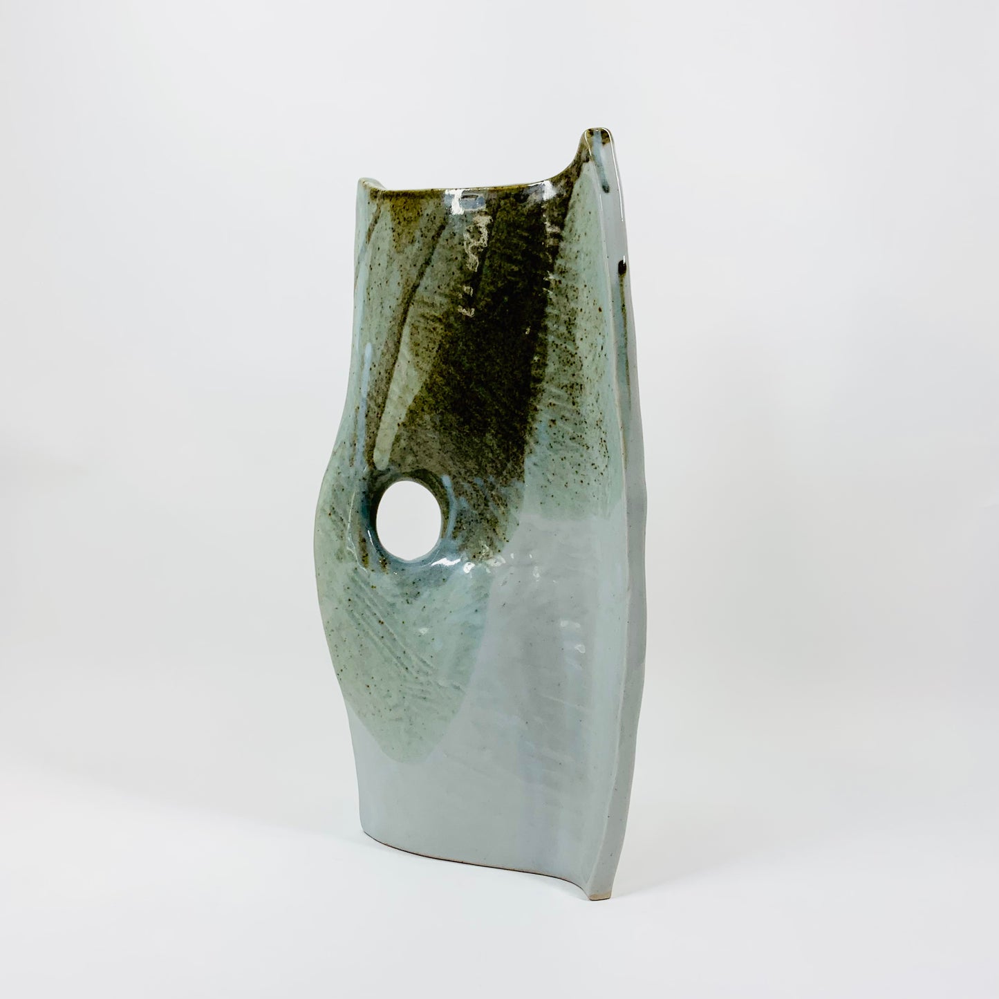 Extremely rare hand made Japanese Midcentury modernist pottery ikebana vessel