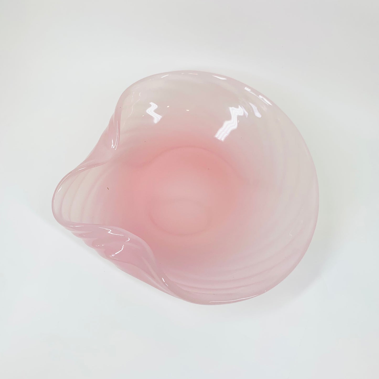 1950s PINK MURANO OPALESCENT GLASS SHELL BOWL