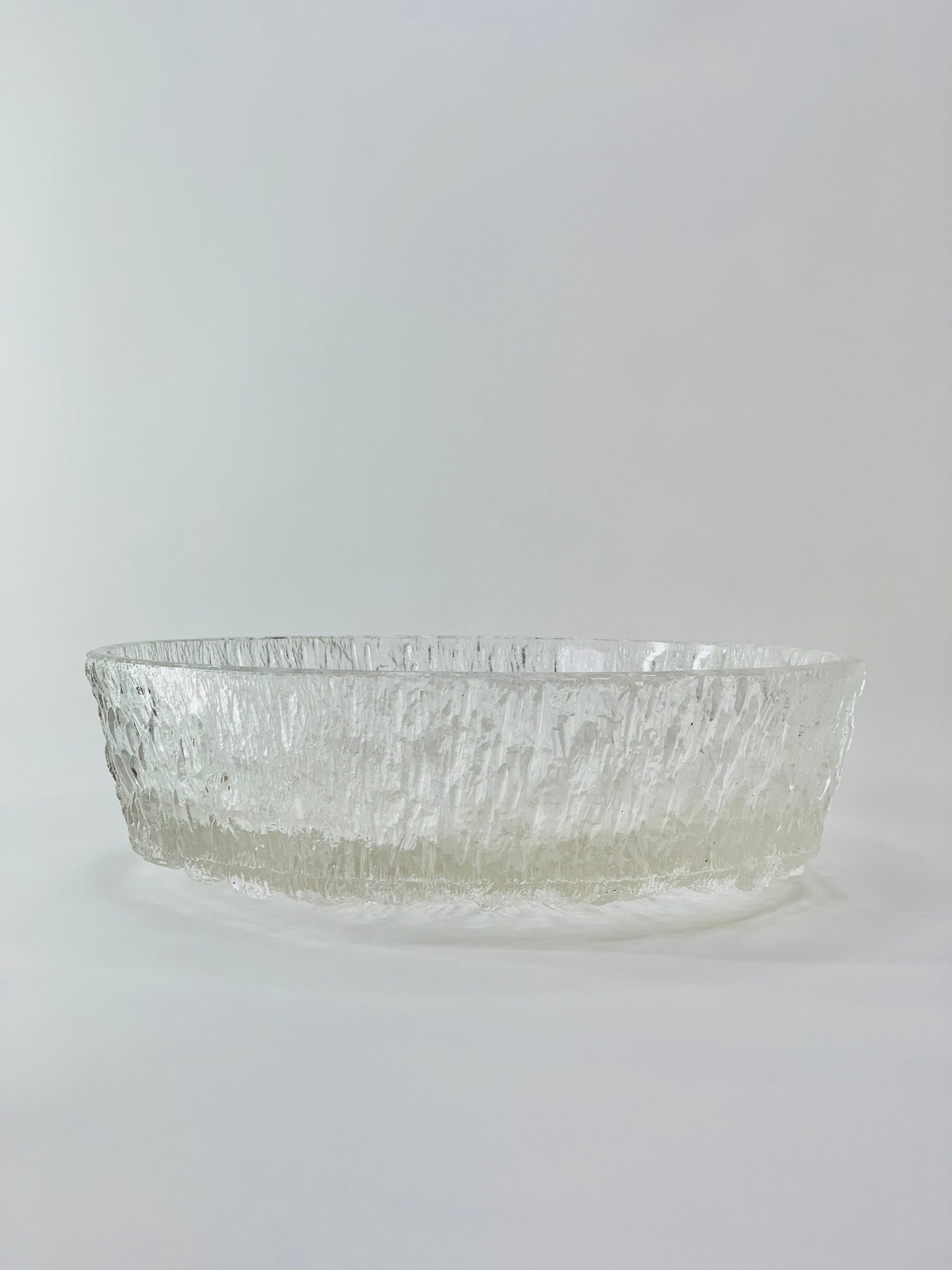 Rare large MCM clear bark glass salad/fruit bowl