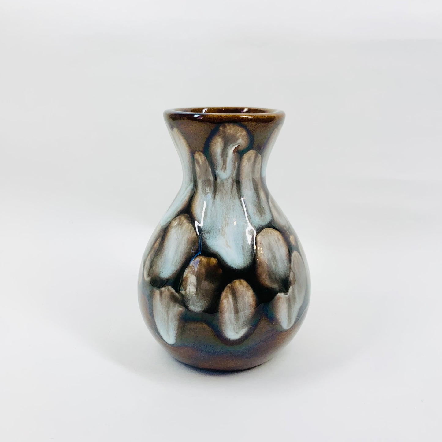 Retro Japanese pottery bottle vase with blue clouds