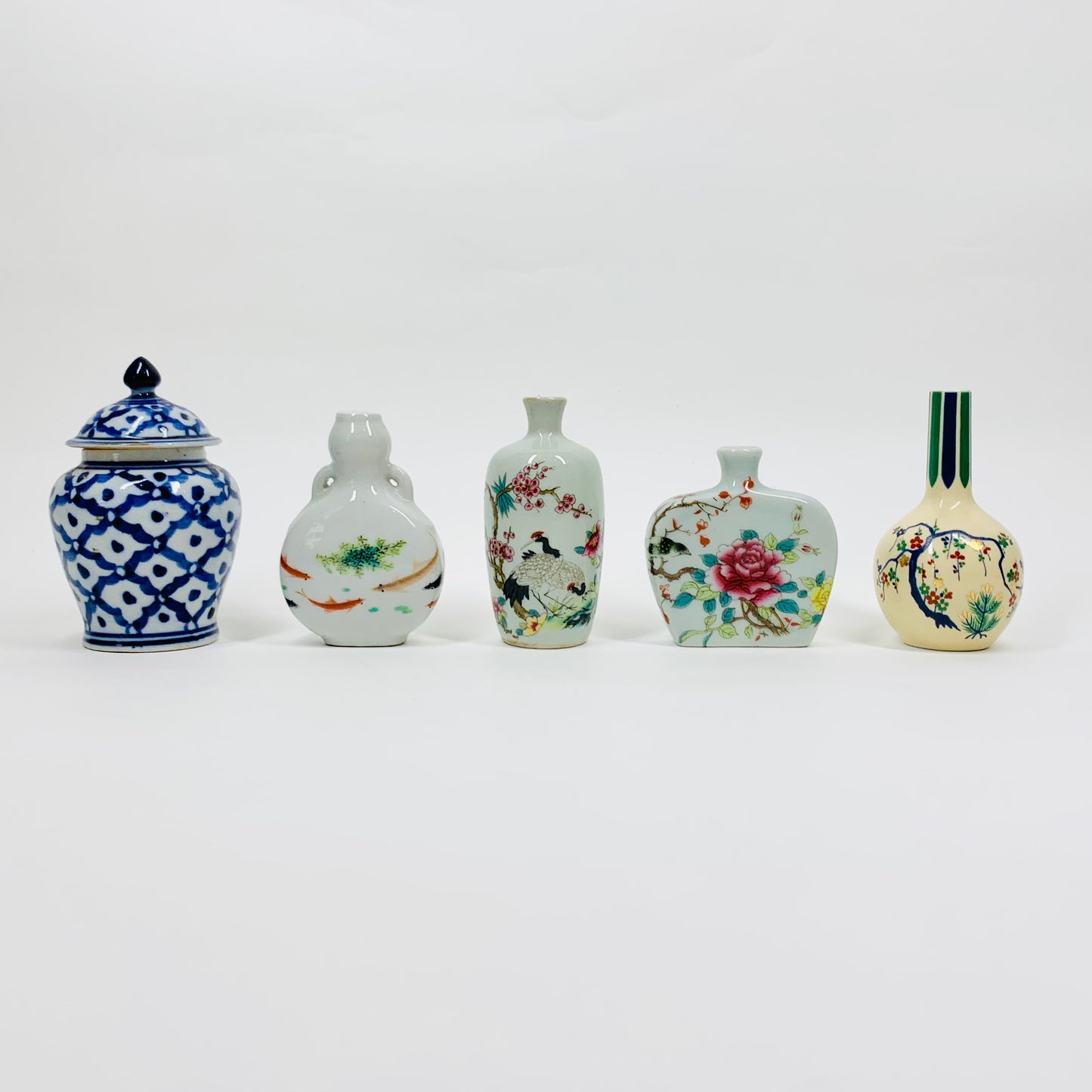 Antique Chinese porcelain miniature ginger jar