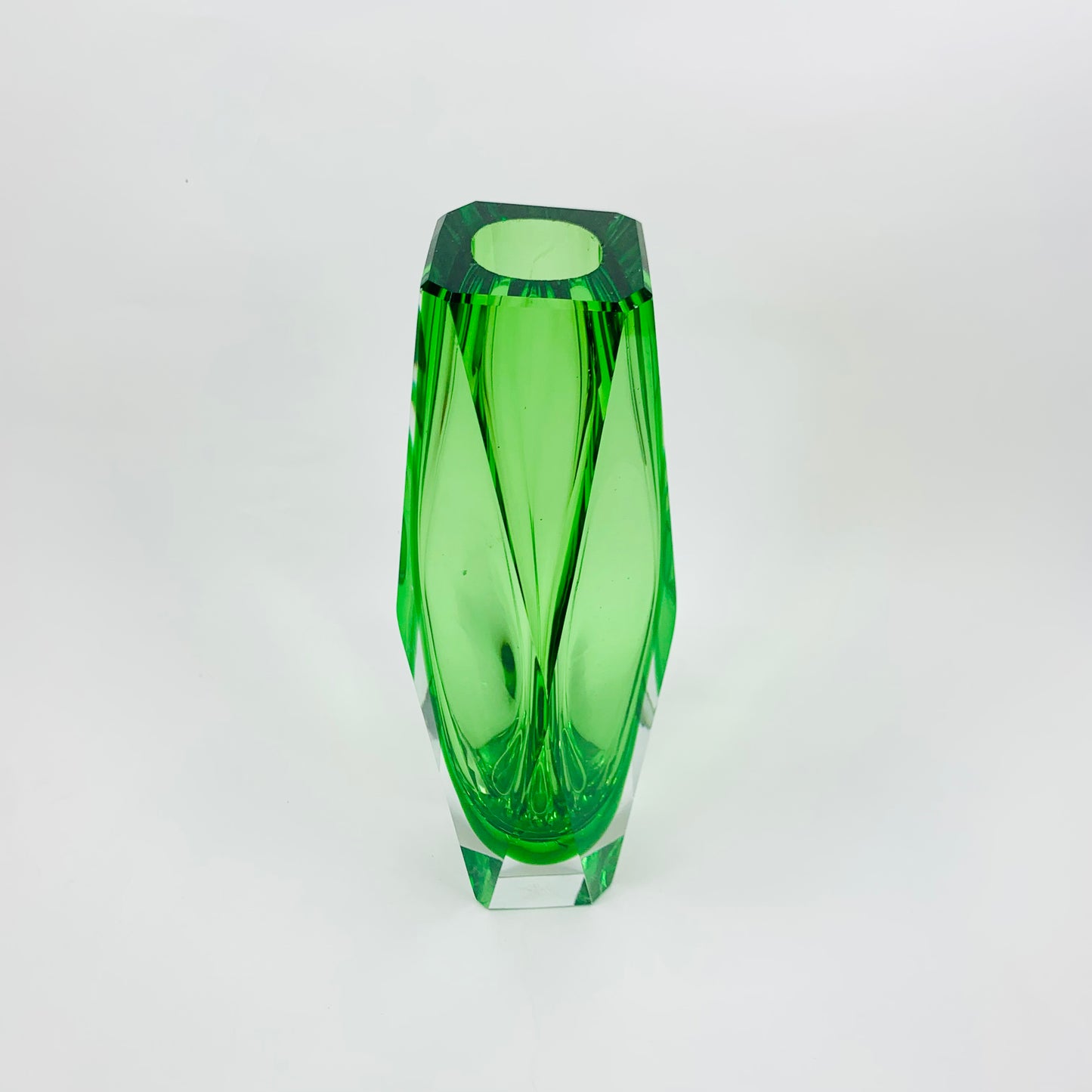 Large MCM green Murano faceted sommerso glass vase by Mandruzzato