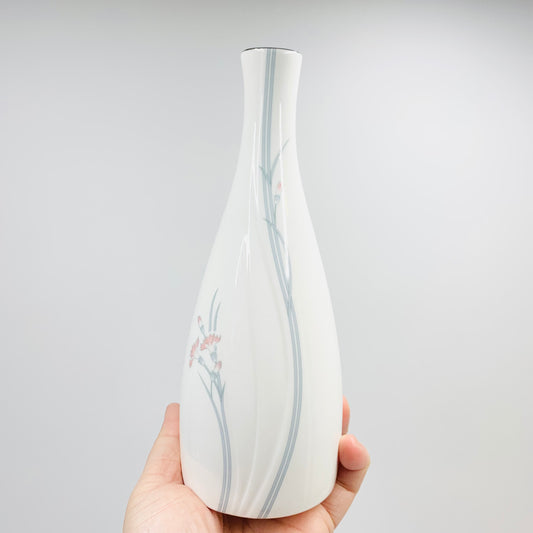 Vintage Japanese white porcelain posy vase