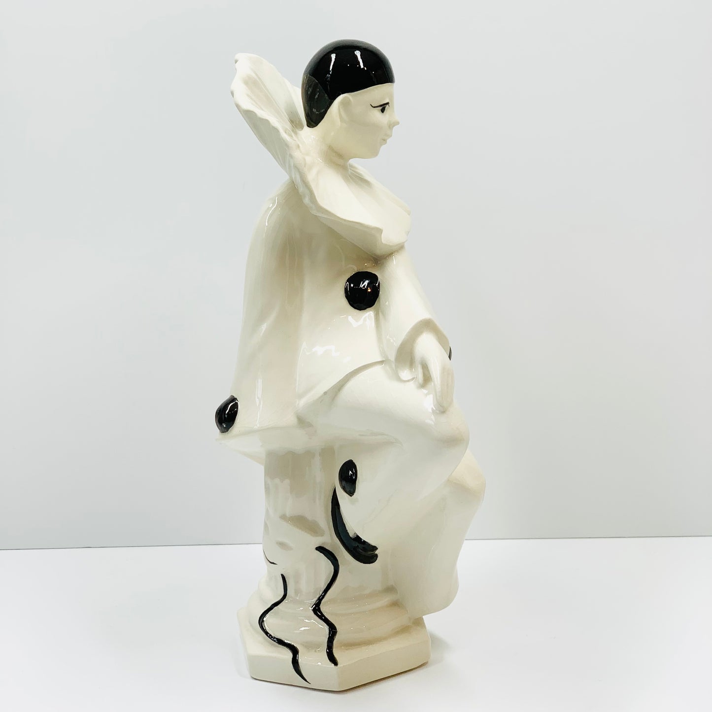 1980s white and black porcelain pantomime figurine