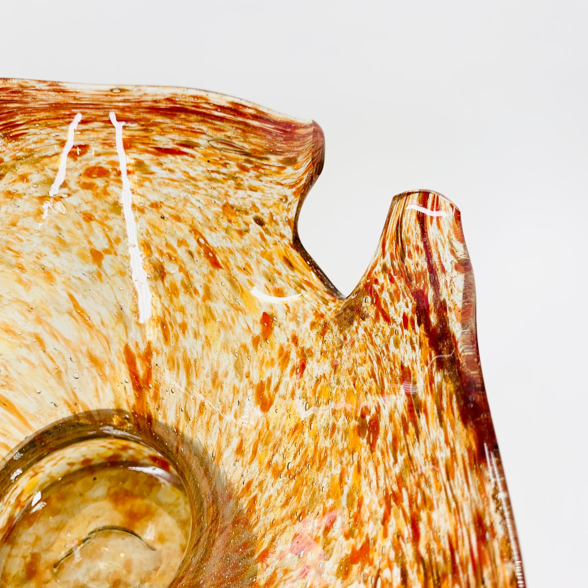 1980s AUSTRALIAN MOUTH BLOWN ORNAGE SPATTER ART GLASS BOWL/VASE
