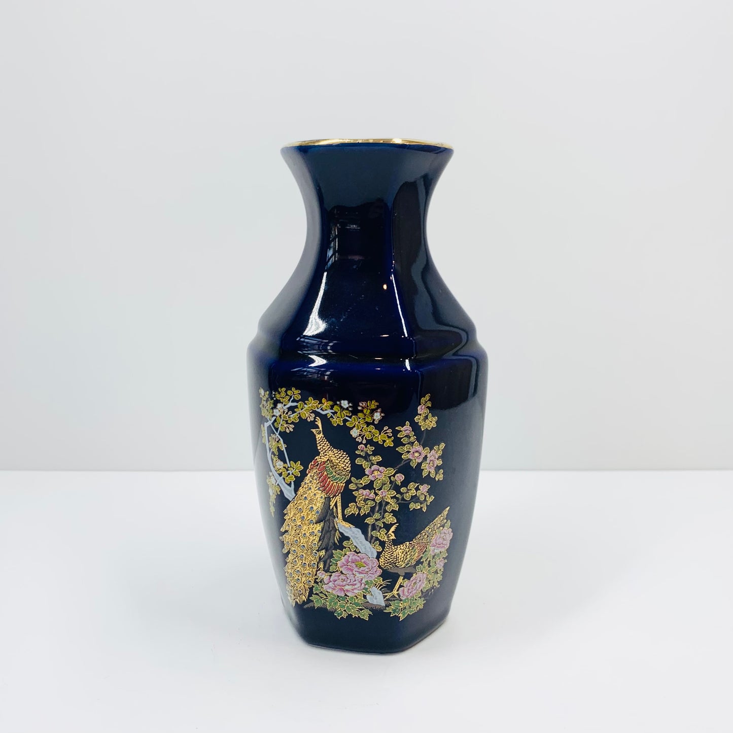 Vintage Japanese Kutani black porcelain vase