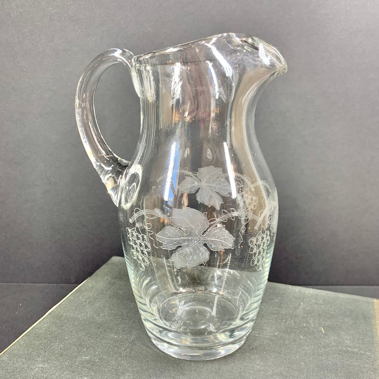 Rare 1940s hand etched glass jug and matching mugs