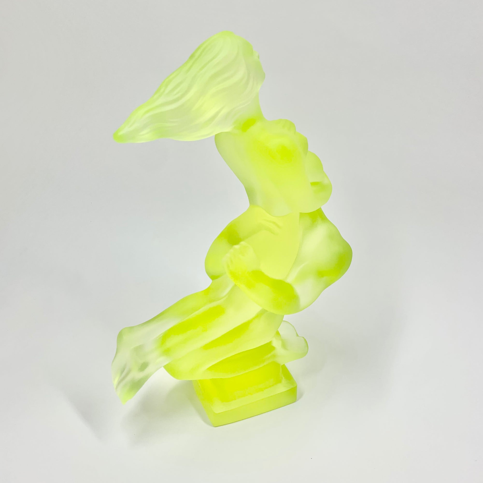 URANIUM GLASS LOVERS FIGURINE