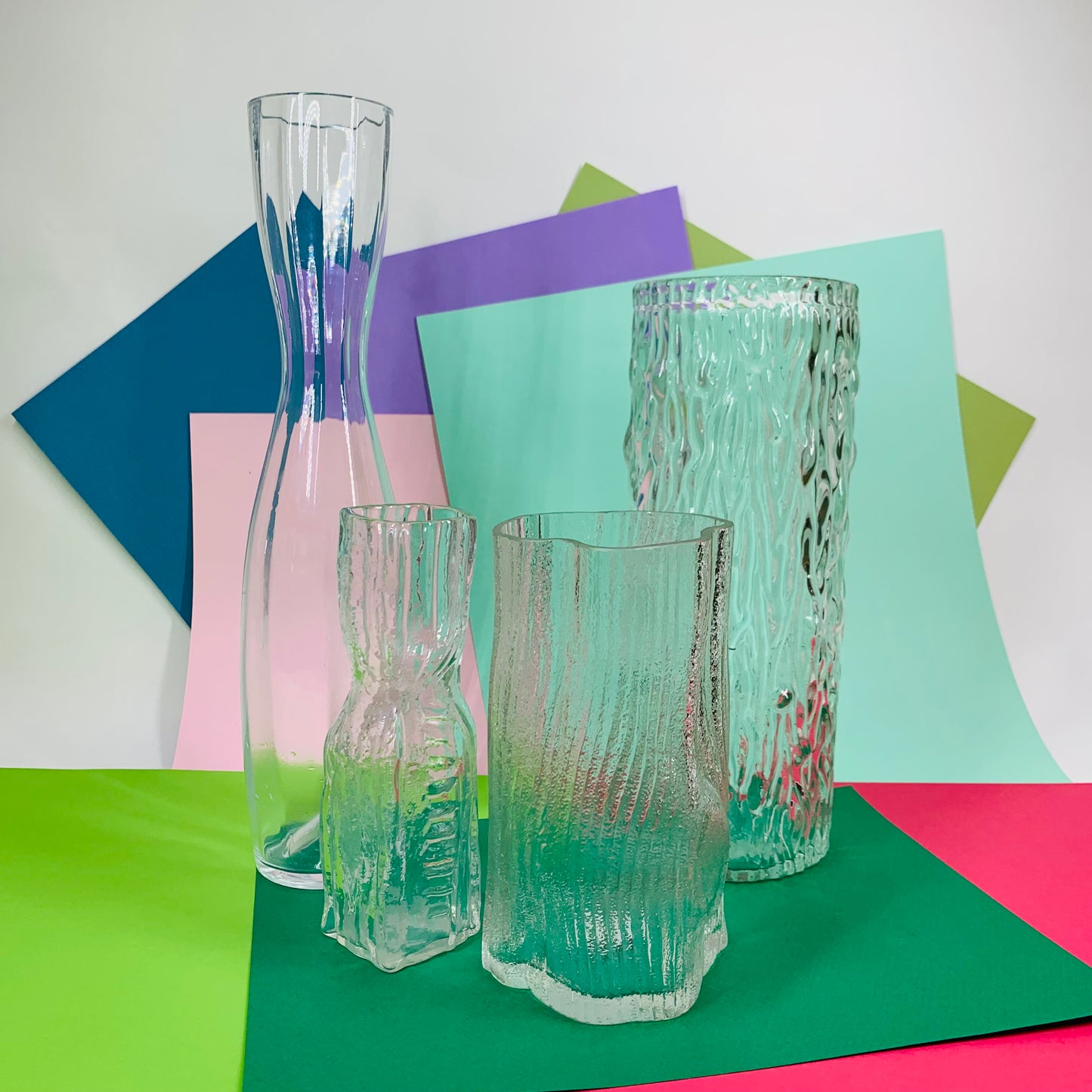 Vintage hand made Sea of Sweden Glasbruk optical glass pinched vase