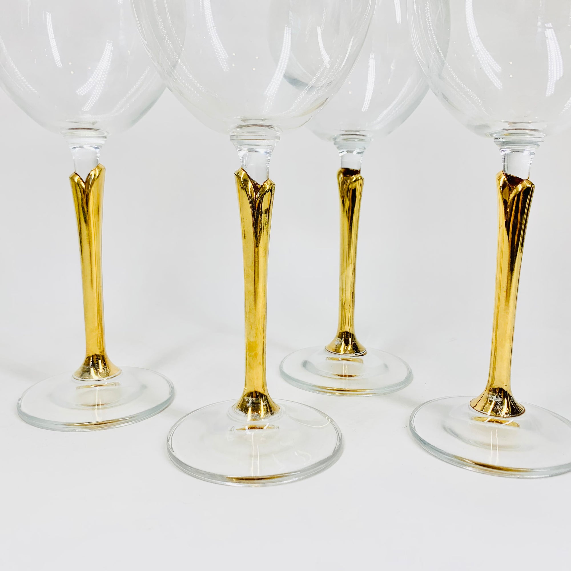 Rare Midcentury Tiffin Franciscan gold rim wine glasses with gold tulip stems